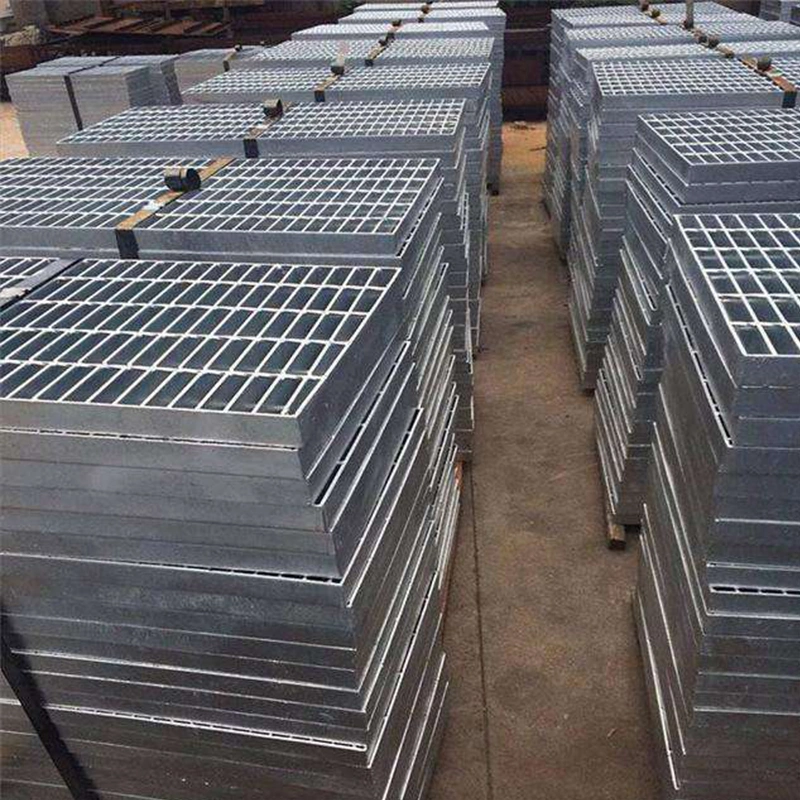 High Quality 30X3 Galvanized Steel Grating Weight Grid Plate Steel Grate Stair