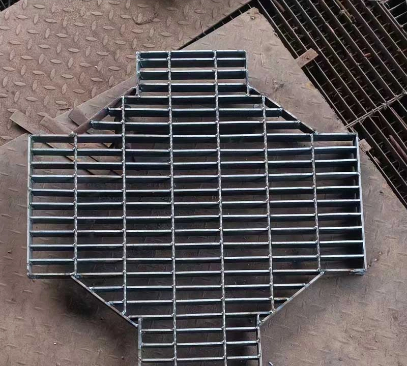 OEM/ODM Factory Supply 30X5mm Serrated Steel Grating Folding Campfire Grill Heavy Duty Stainless/Galvanized Steel Grating Price for Bar