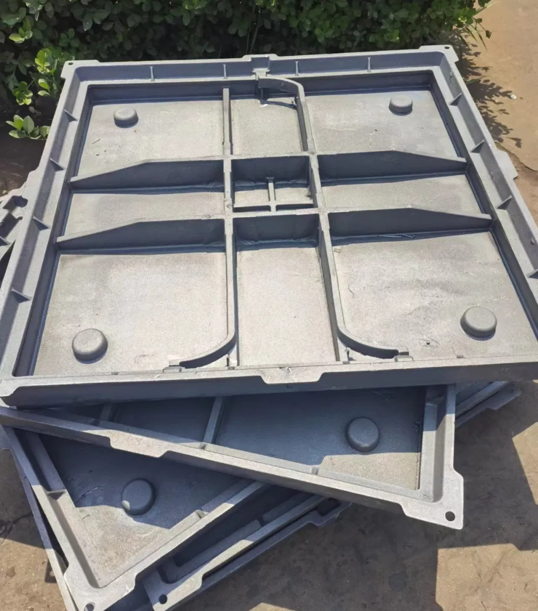 OEM D400 1100*1100 1200*1200 Ductile Cast Iron Square Sewer Manhole Cover and Floor Drain Grate