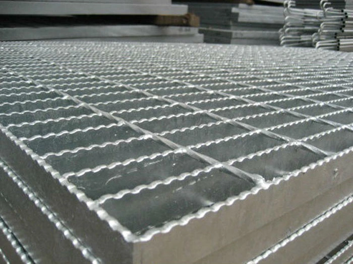 I Bar Type Steel Grating Galvanized Serrated Steel Driveway Grates Grating