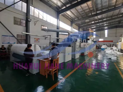  Termoresistenza e termoresistenza Guanti termoisolanti in tessuto non tessuto macchina Forno di riscaldamento a incollaggio termico per cotone non tessuto a strato interno senza colla Linea di aggiunta
