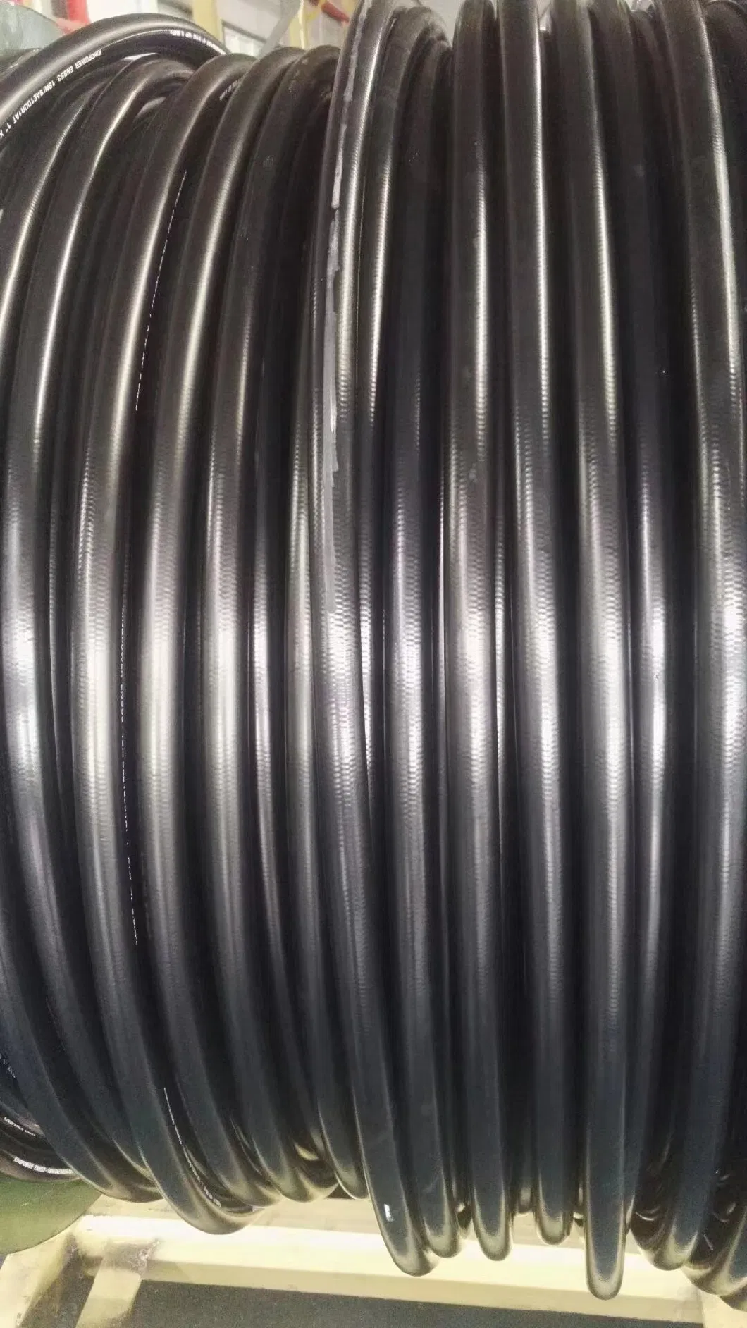 High Pressure Braided Steel Wire Flexible Oil Industrial Hydraulic Rubber Hose Pipe