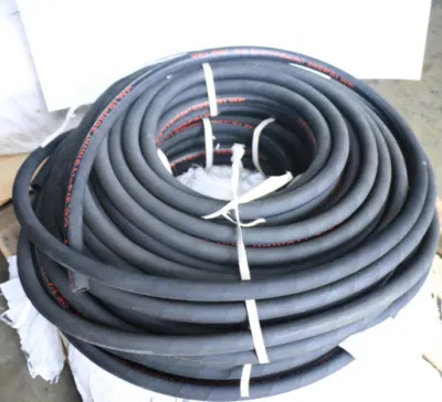 Trenzado de alambre de la manguera de goma para marinos la norma SAE la manguera de combustible