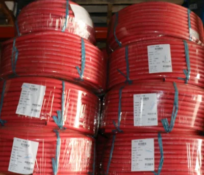 Cubierta negra manguera de goma de la tubería de retorno de aceite hidráulico para combustible/aceite Succión