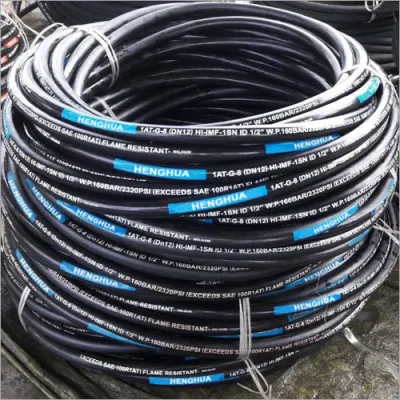  Vida de servicio súper larga Industrial Negro hidráulico de alta presión trenzado Aire aceite agua PVC Excavadora de jardín conjunto de tubo flexible de caucho Manguera hidráulica flexible