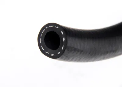  3/8&quot; Manguera de combustible marino de alta presión multipropósito de color negro SAE J1527 de 16 mm.