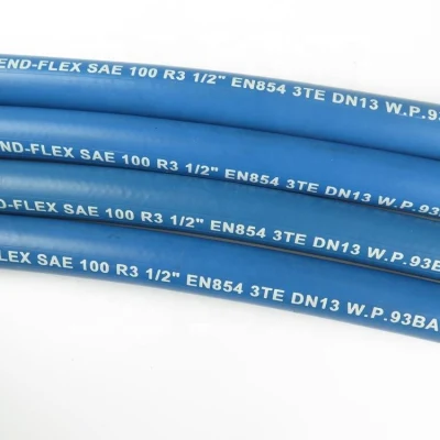 Manguera de aceite de goma flexible de alta presión hidráulica de la excavadora SAE R3can proporcionar muestras libres de manguera hidráulica