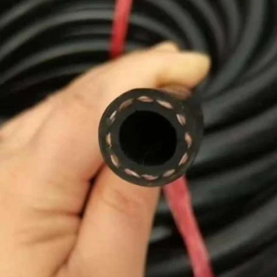 Manguera NBR Diesel adaptada: Tubería de combustible de caucho OEM flexible trenzada, resistente, gasolina y aceite - adecuada para aplicaciones de bomba de combustible