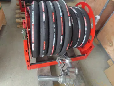 Carrete de manguera mecánica de color rojo para aceite combustible