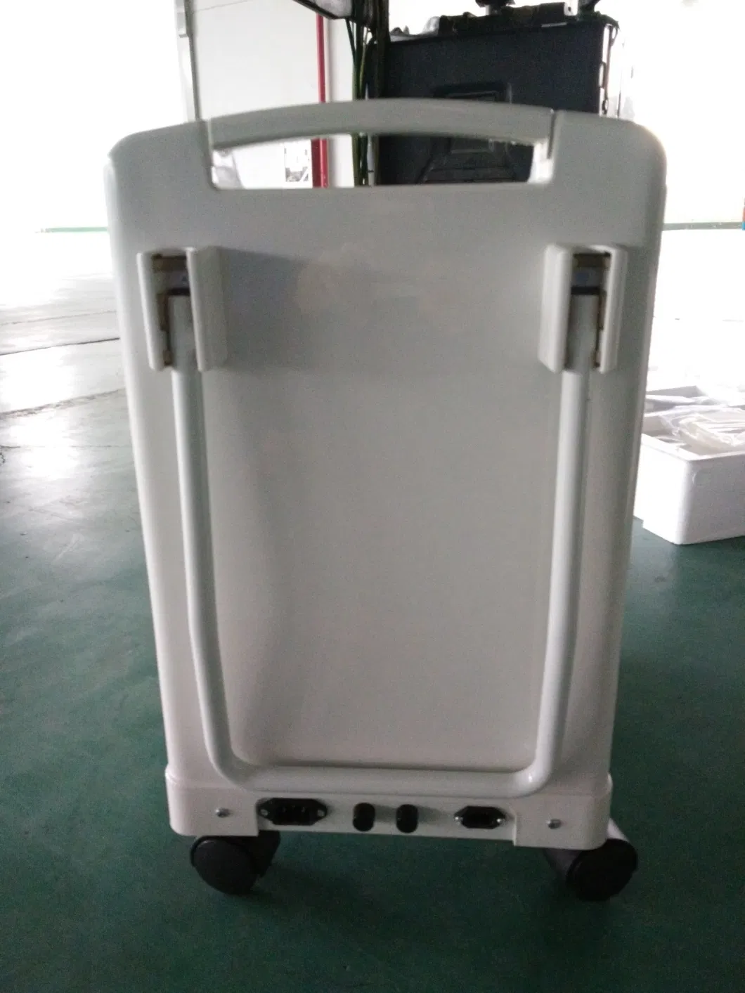 Electric Suction Machine with Oil Free Pump (&ge; 20 L/min)