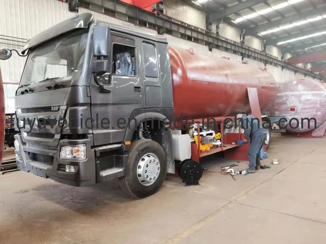 210HP Dongfeng 20000liter Used 10mt LPG Road Tanker with Flow Meter