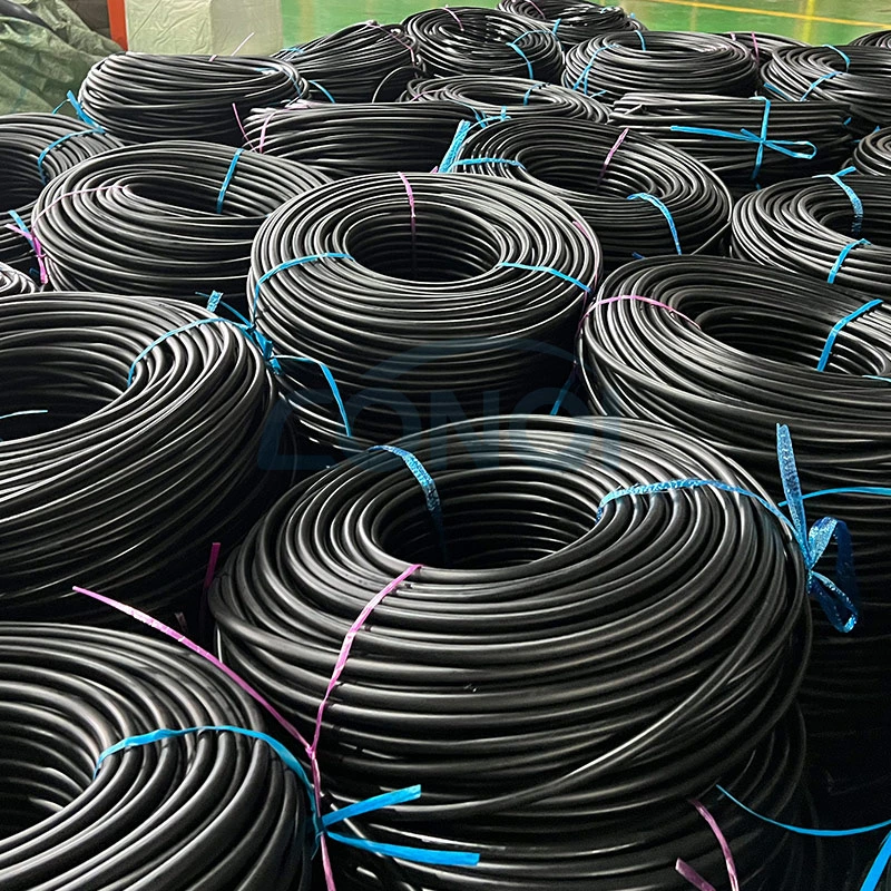 Customized Black High Pressure Flexible Rubber Hydraulic Engine Diesel Fuel Oil Hose Pipe Tube NBR Nitrile Tank Intake Hose