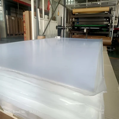 Red Acrylic Board for LED Displays Vibrant Color Clear and Transparent 1220X2440mm 5mm Thickness