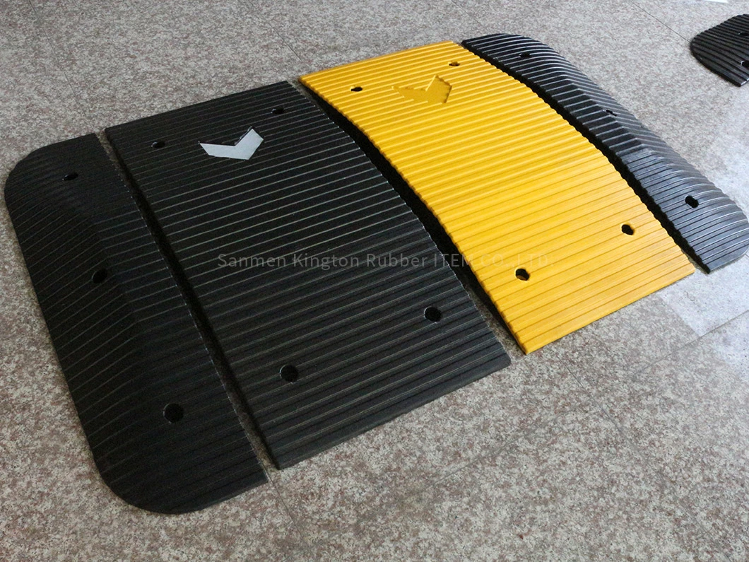 Durable Rubber Speed Bump Road Speed Breaker 500mm*1000mm for Road Safety