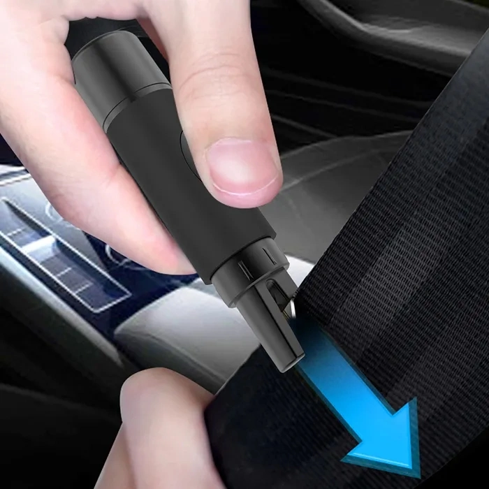 Hotsale Emergency Tool Keychain Rescue Tool Seat Belt Cutter Car Safety Hammer Women Self Defense Window Breaker