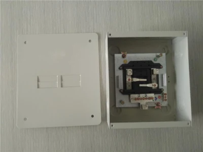 Qol4f 4way Flush Load Center Panel de distribución de conectores de cobre con 2P disyuntor de conexión