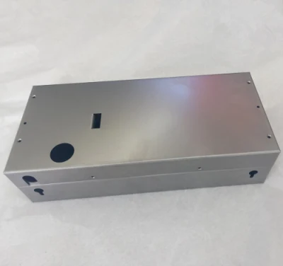 Outdoor Indoor monofásico de hoja de distribución de la caja de metal DIN Panel de control electrónico caja metálica