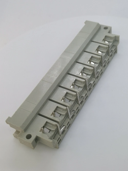 15 Way 10.16mm Pitch Type H15 Class C1 2 Row Right Angle DIN 41612/ IEC 60603-2 Connector Plug