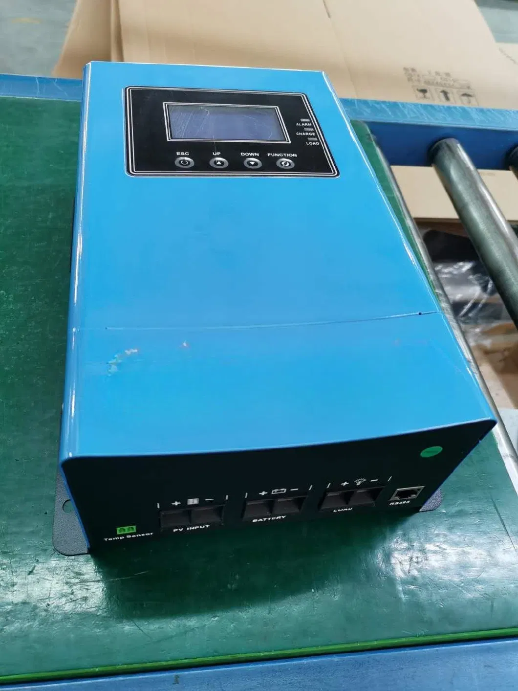 New Product Hybrid Solar Inverter 3.6kw 6.2kw 24V 48V 220V Solar Inverter Built-in 120A MPPT Hybrid Solar Inverter