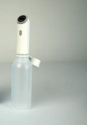  Lo último Mini fácil de llevar portátil de viaje bidet Trabajo con Mineral Botellas de agua