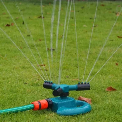 Agricultura riego del jardín de 360 grados del sistema de rociadores rociadores brazo 3