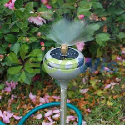  Fabricante China de riego del jardín de rociadores de Solar (HT1021)