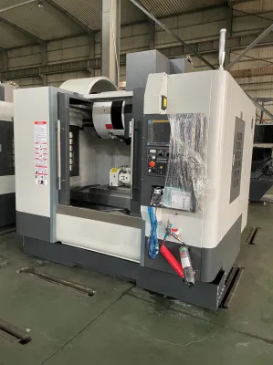 China vía lineal Centro de mecanizado vertical Vmc1580 con Fanuc GSK Tipo de servicio pesado