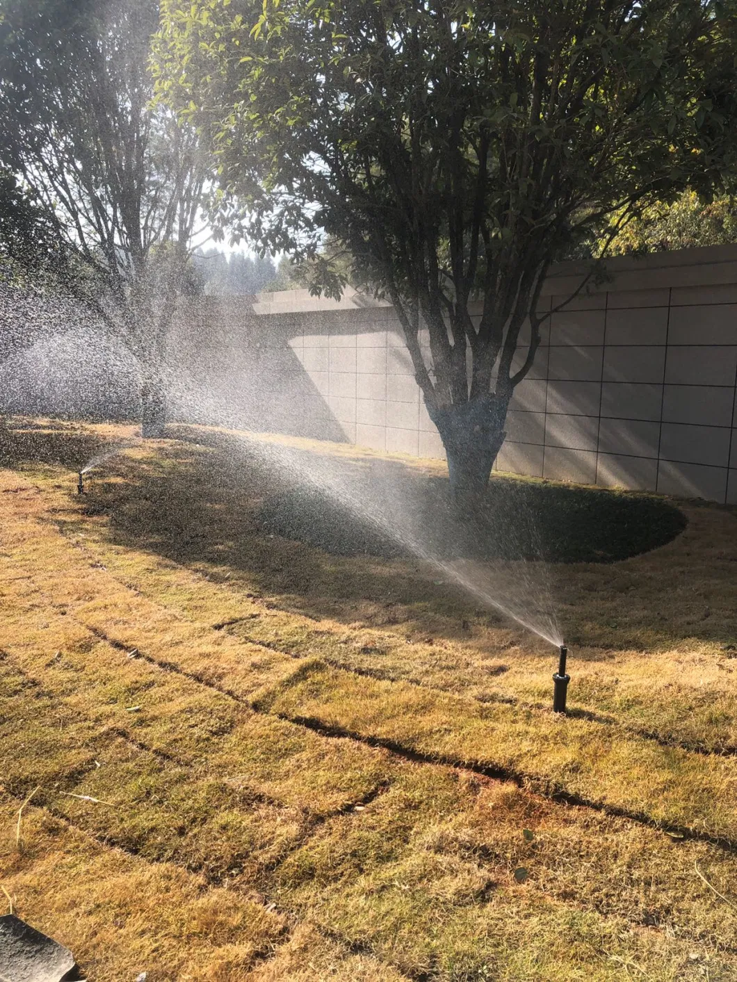 Scattering Pop up Sprinkler Rotating Lawn Sprinkler Irrigation System Garden Sprinklers