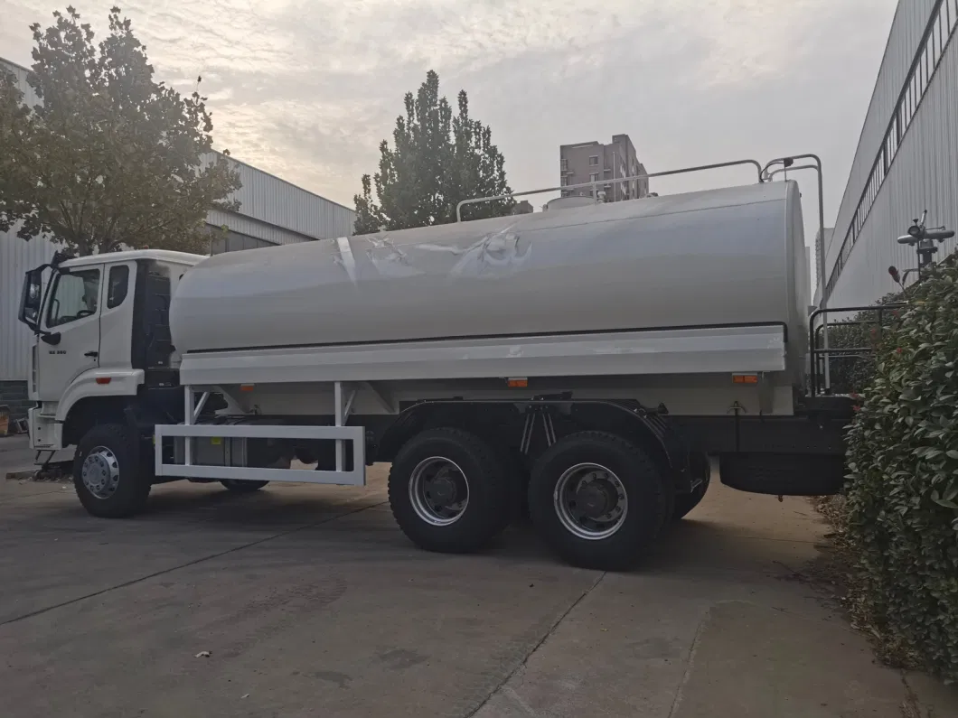 Sinotruk 6X4 Howonx Hohan 20 Ton Water Tank Transport Sprinkler Tanker Truck