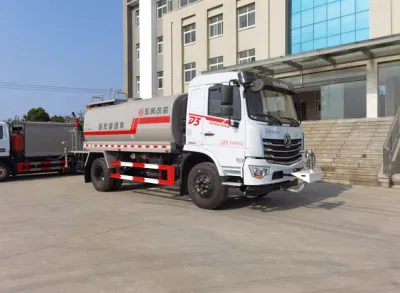 Dongfeng 4*2 camion serbatoio acqua 170HP camion in vendita