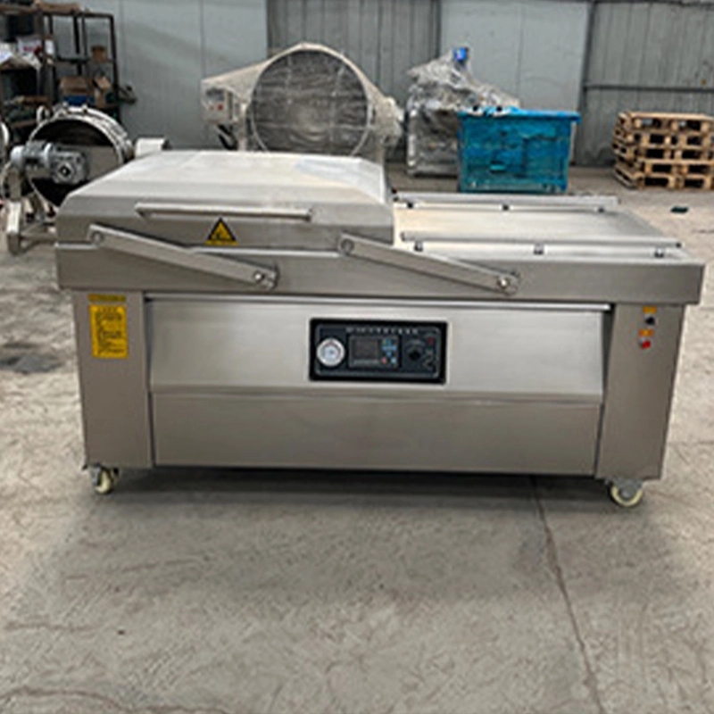 Vacuum Packaging Machine Equipment Is Used to Seal Food in a Vacuum State