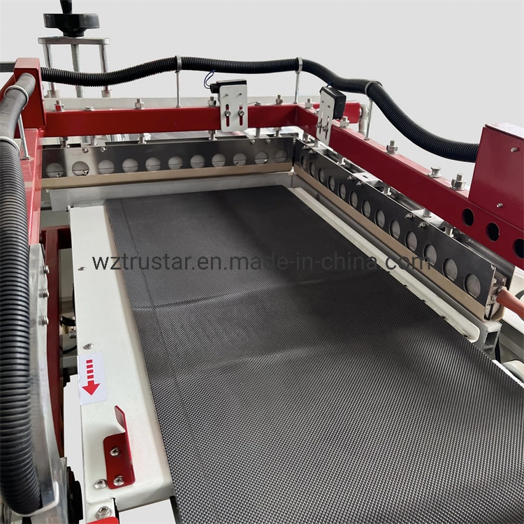 Automatic Mask/Tray/Glove/Bread/Cake/Burgers/Bun/Rusk/Chocolate Bar/Candy/Food /Bun/Vegetable Pouch Bag Packaging Flow /Horizontal Packing Wrapping Machine