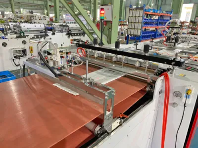 Completamente automática de la película PE embalaje de alimentos para mascotas la parte inferior de la bolsa de la Junta Central de mar que hace la máquina