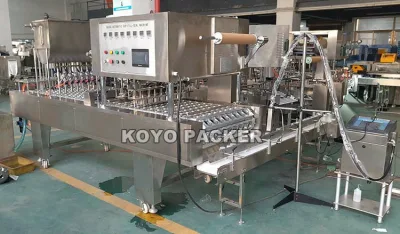 Completamente automática de salsa ketchup Yogurt leche zumos de frutas de atasco de papel cuatro pequeños vasos de plástico termoformado máquinas de llenado de sellado