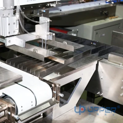 Carne de pollo Samosa de Verificación automática Máquina de embalaje de alimentos congelados Cartoning Cuadro de la máquina La máquina de embalaje