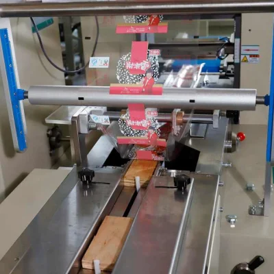 Máquina de envasado de comida de Cracker Swiss Roll