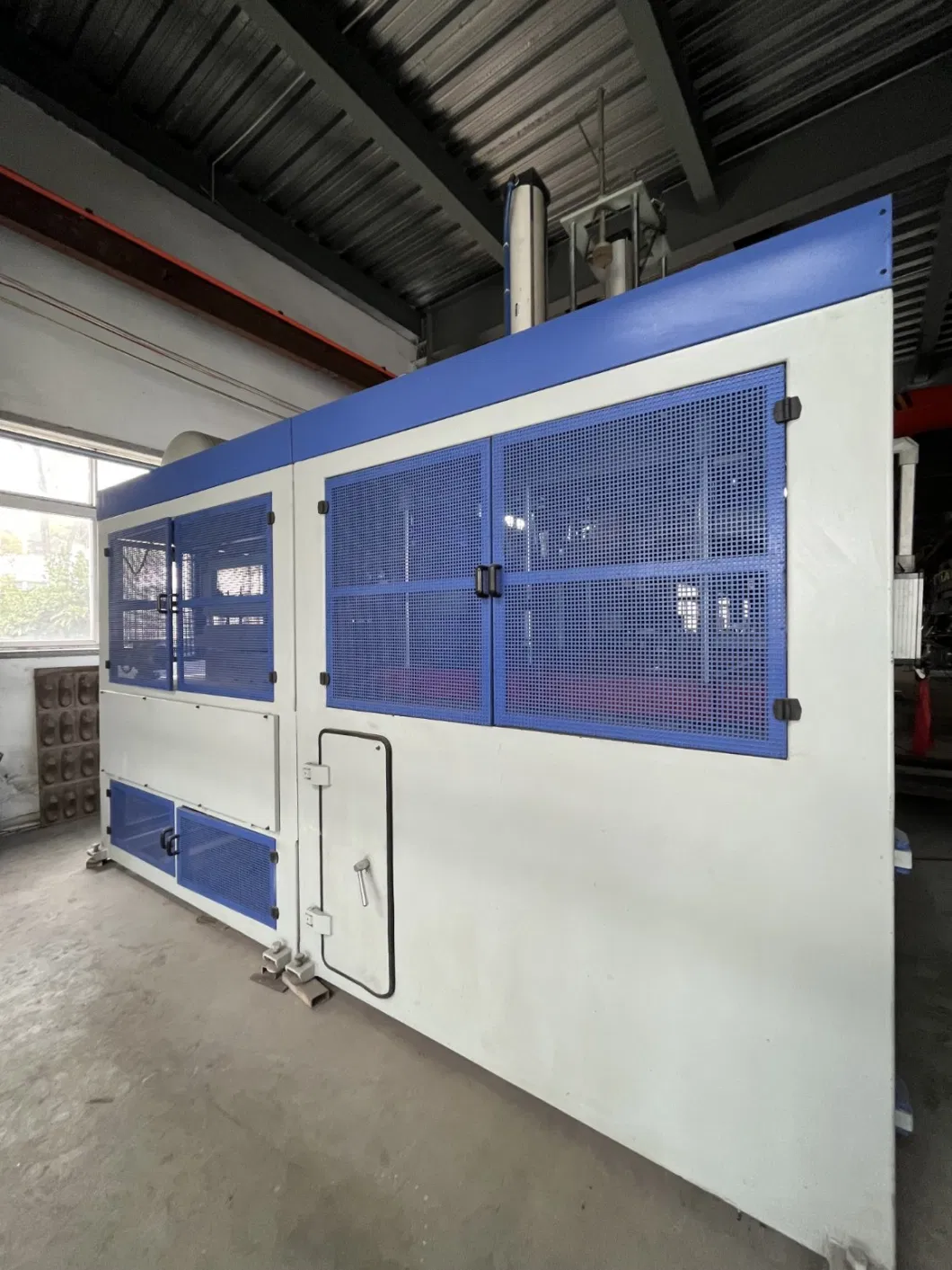 Plastic Board Bathtub Pallet Tray Blister Sheet Vacuum Thermoforming Machine Xsh3020/80