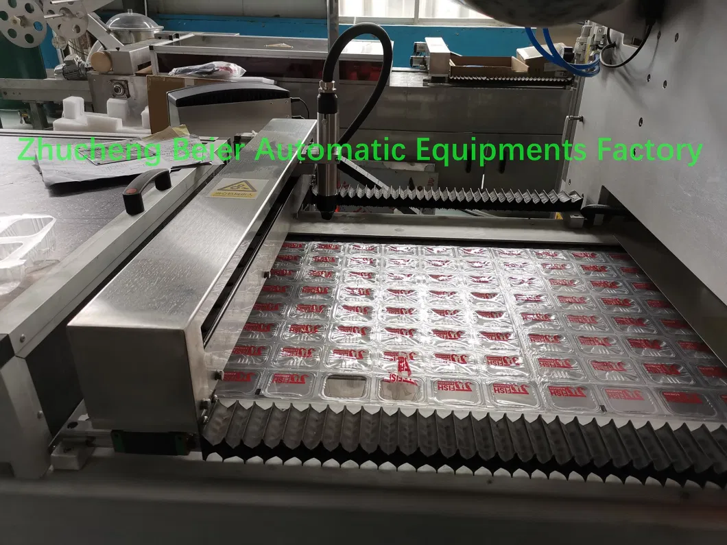 Nitrogen Filling Automatic Thermoforming Packing Machine for Meat/Vegetable/Fruit/Salad