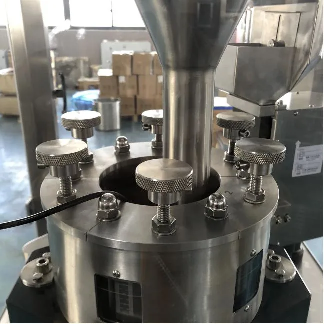 Good Sealing Performance Automatic Capsule Filling Machine for Pharmaceutical Factories, Model 1200, 500mg Powder Capsule Filling #00-#5 Capsule