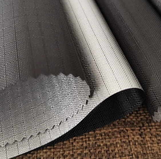 300d 0.5cm Polyester Waterproof Silver Coating Ripstop Fabric for Camping Canopy/Tent