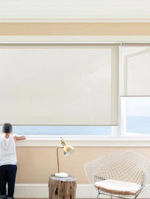 Protezione solare esterna rivestita in PVC di alta qualità protezione parasole avvolgibile in poliestere, ignifugo 3%-5% apertura tendine solari a rullo