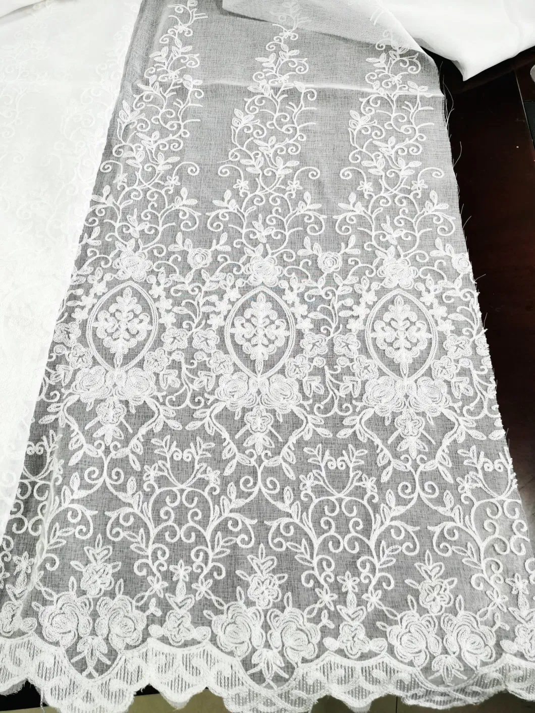 Nice Design 100% Polyester Bottom Side Sheer Dolly Embroidery Cortina Curtain Fabric