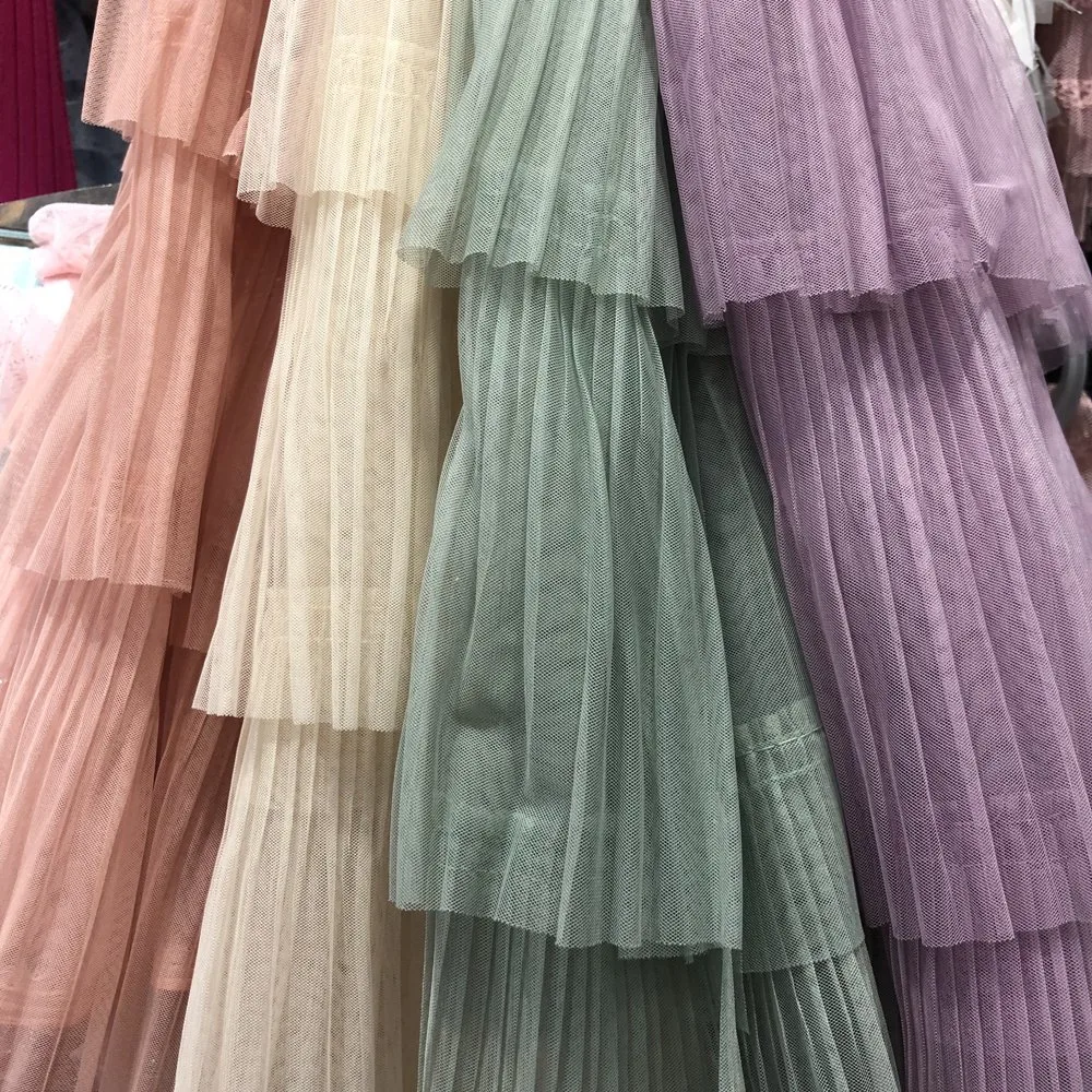 Fancy Style 100% Polyester Chiffon Pleated Lace Fabric for Dress