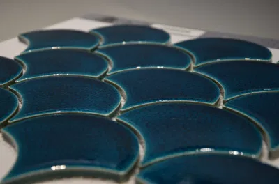 Blue Color Lantern Shape Fan Mosaic Wall and Floor Ceramic Mosaic (C655206)