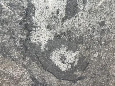 China Supplier Black Quartz Stone Tile for Bathroom or Floor or Kitchen Countertop on Building Material CE ISO9000 SA8000