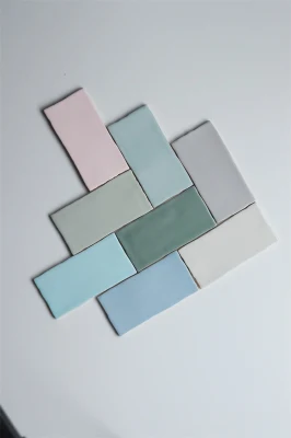 Hot Selling 7.5X15cm Green Bathroom Feature Ceramic Wall Tiles
