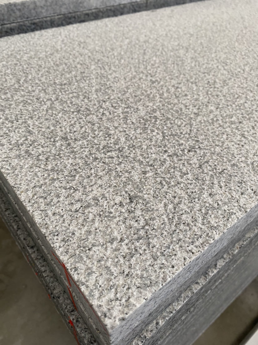 Cheap China Hot Sale Non-Slip Granite Tiles, G603/G664/G654/ Flamed Granite Tiles