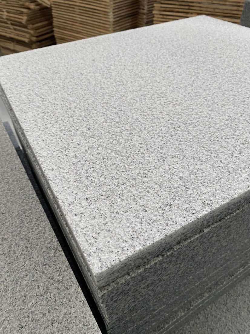 Cheap China Hot Sale Non-Slip Granite Tiles, G603/G664/G654/ Flamed Granite Tiles