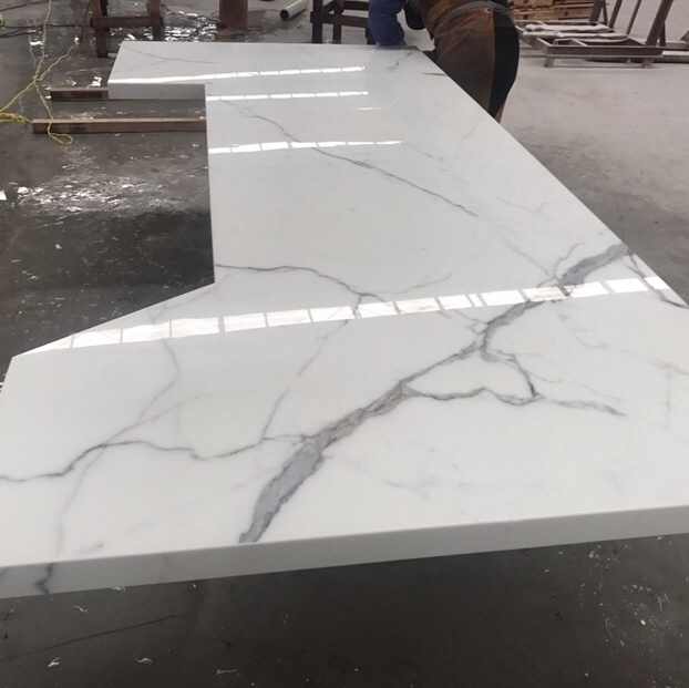 Chinese White Marble/Quartz Vanity Top and Countertop for Cabinet