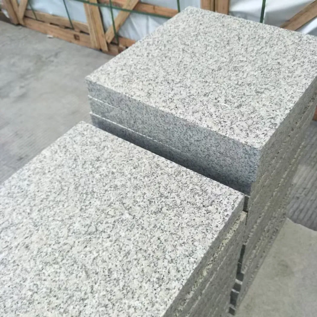 Factory Directly Natural Flamed Grey Granite Tiles for Outdoor Floor/Wall Tiles